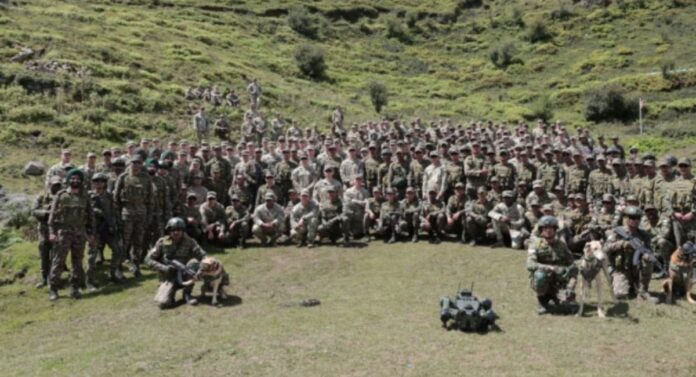 India-US Army Training औली में India-US का संयुक्त सैन्य अभ्यास, विभिन्न उपकरणों लिया जायजा